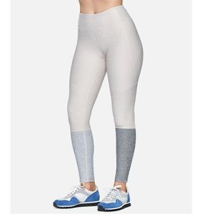 Outdoor Voices 7/8 dipped leggings